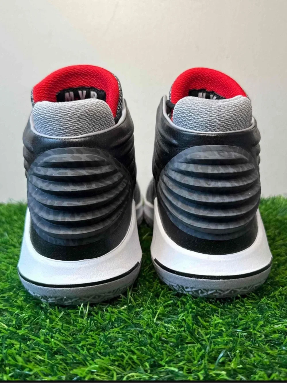 Nike Air Jordan 32 XXXII MVP Black Cement Grey Red Men’s Size 11 Sneakers Shoes